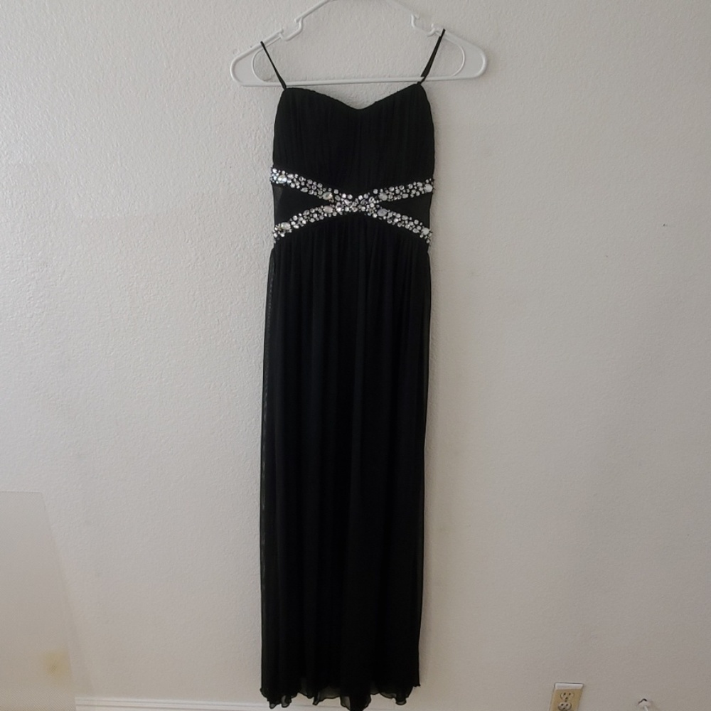 Long black dress